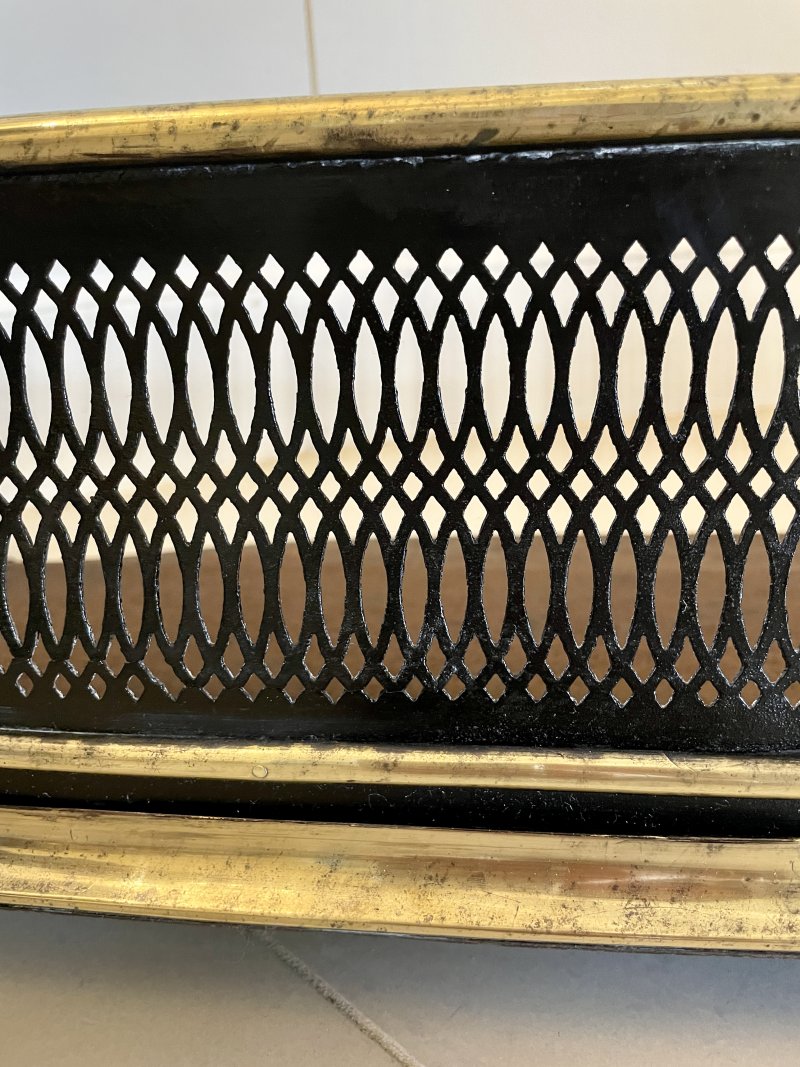 Antique George III Quality Brass and Iron Fender - Image 7